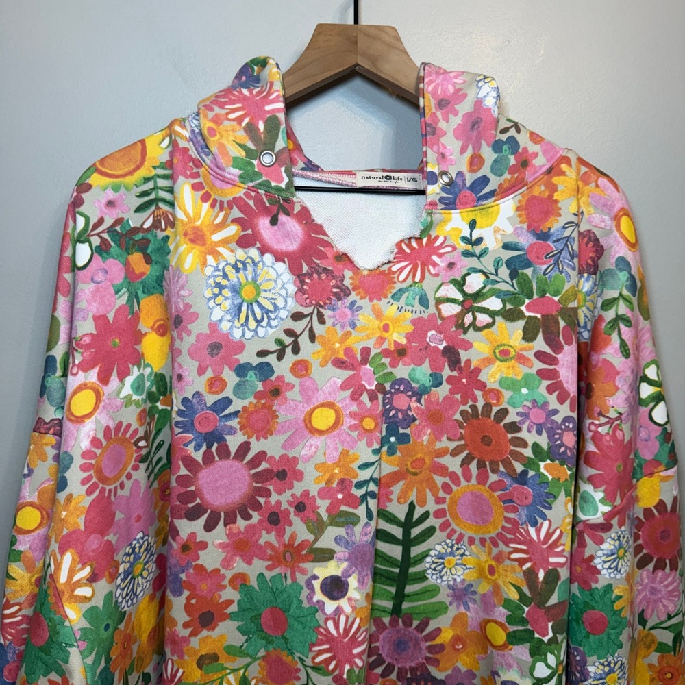 Natural Life Oversized Printed Floral Hoodie Women's L/XL Multicolor V-Neck - Picture 2 of 7